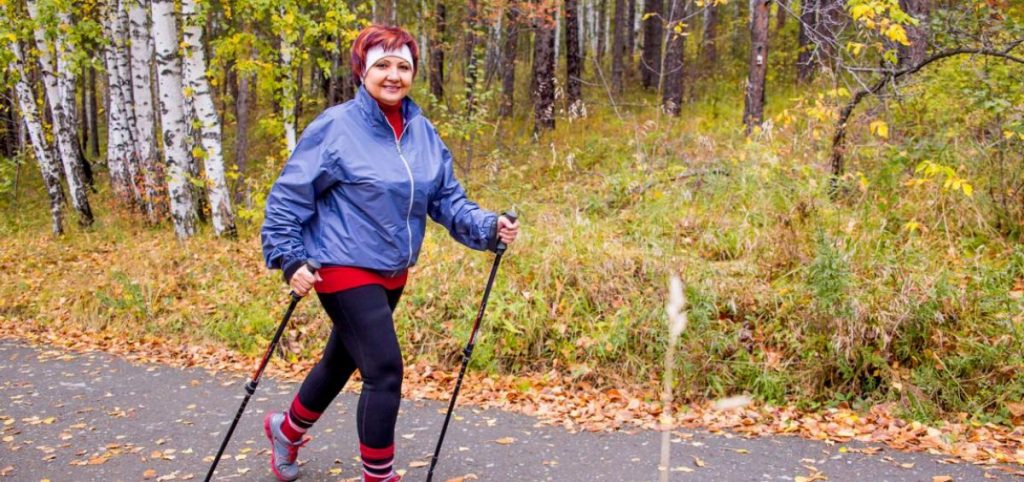 Jogging vs. Walking: Was ist besser für Frauen über 40?